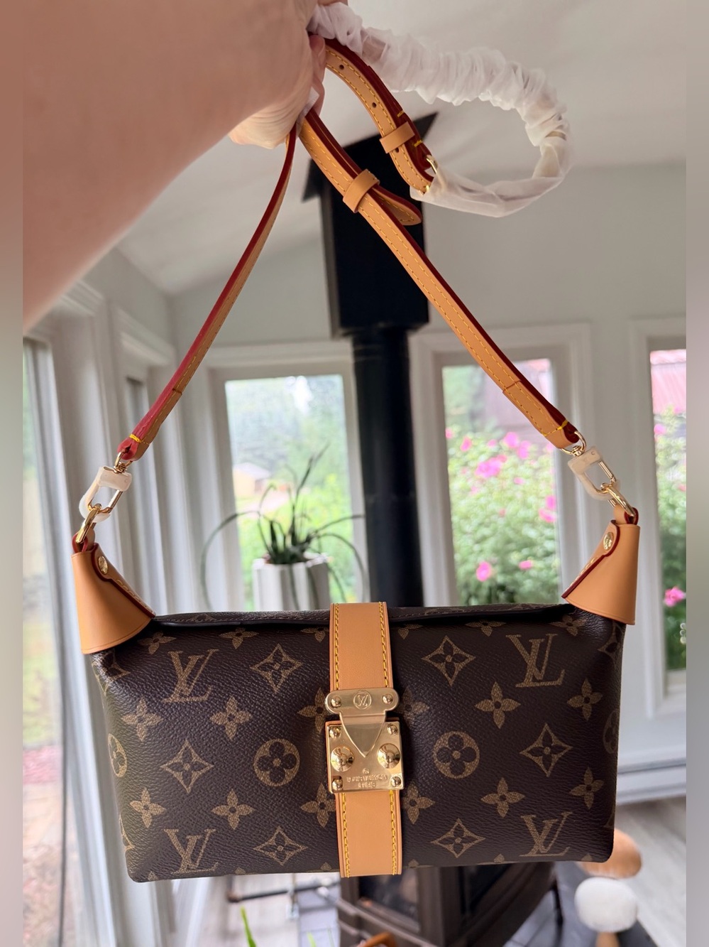 FULL SET NEW w Box Louis Vuitton Monogram Canvas Pochette Mia 3-Way Strap Carry